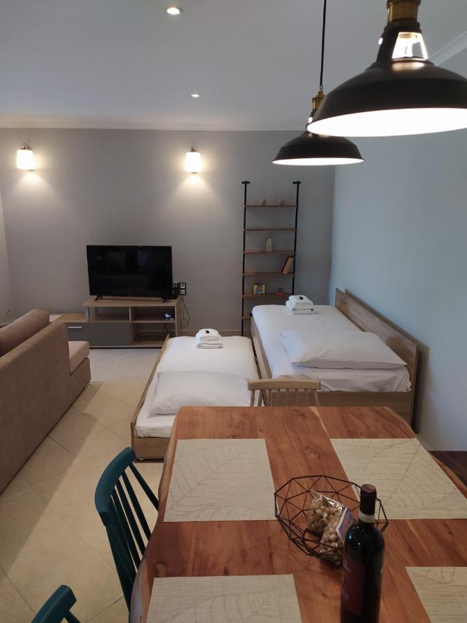 S&a Apartment *
